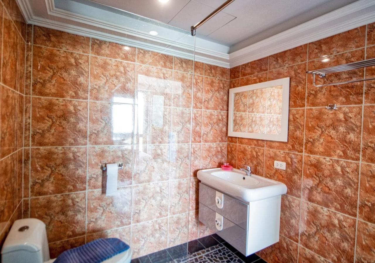Akvavit Living Hotel Jomtien Beach Eksteriør billede